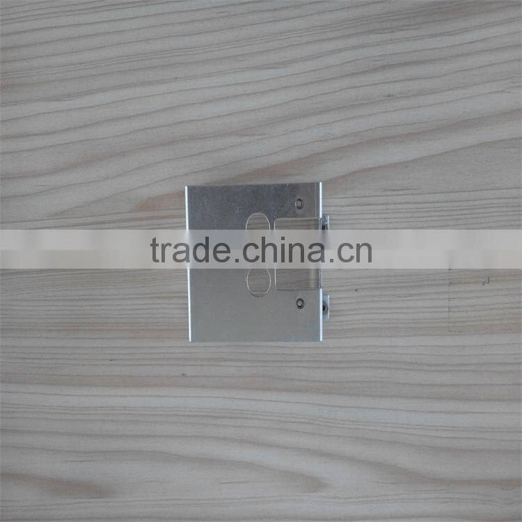 Medical instrument power source interface bracket