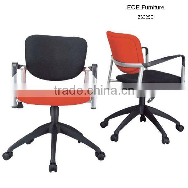 Stacking arm chair with wheels Z6325W