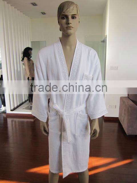 Microfiber embroidery kimono