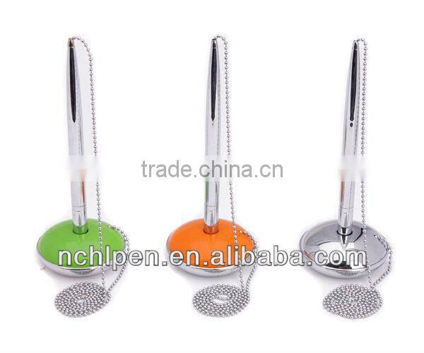 novelty stand pen