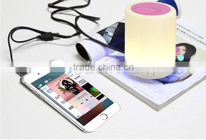 LED TF Aux Bluetooth 7 Colors Changering Wireless Smart Bluetooth Lamp Speaker with Blue Green Light Hook