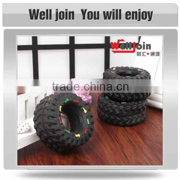 Hot sale pet phonate tire shape dog toys