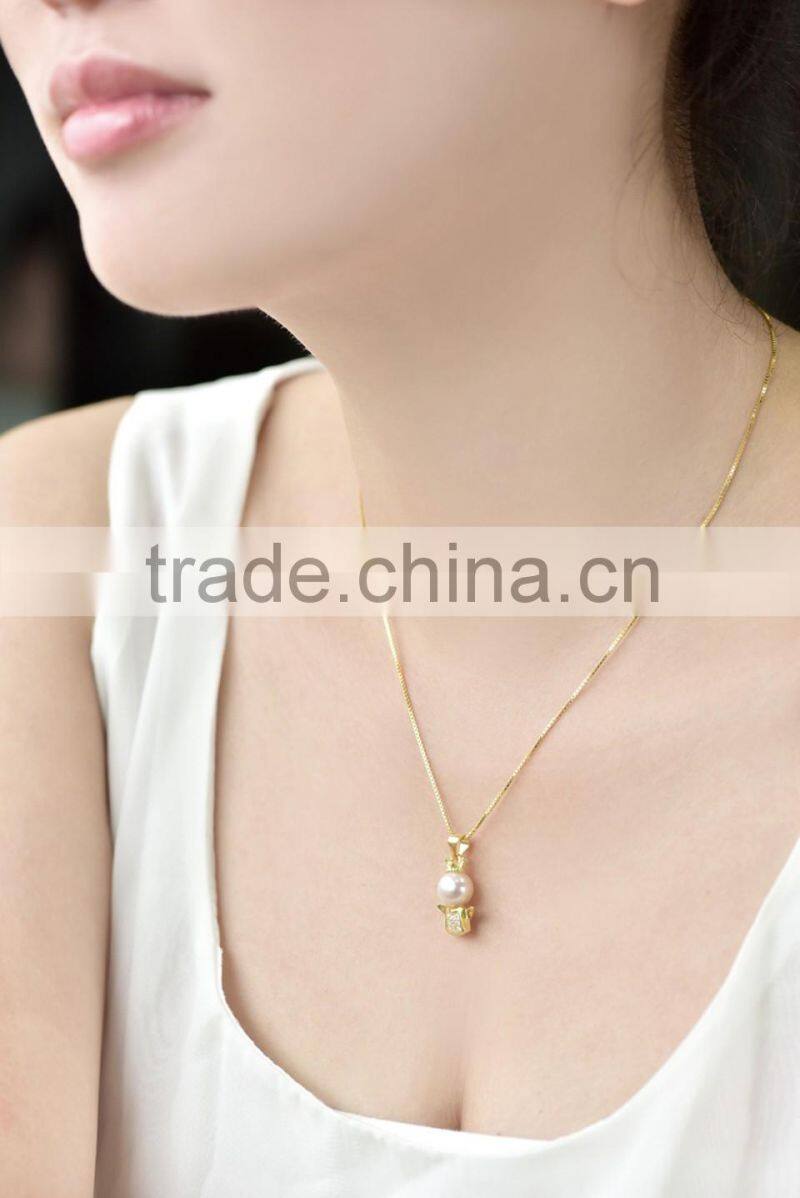 high quality perfect round freshwater pearl pendant