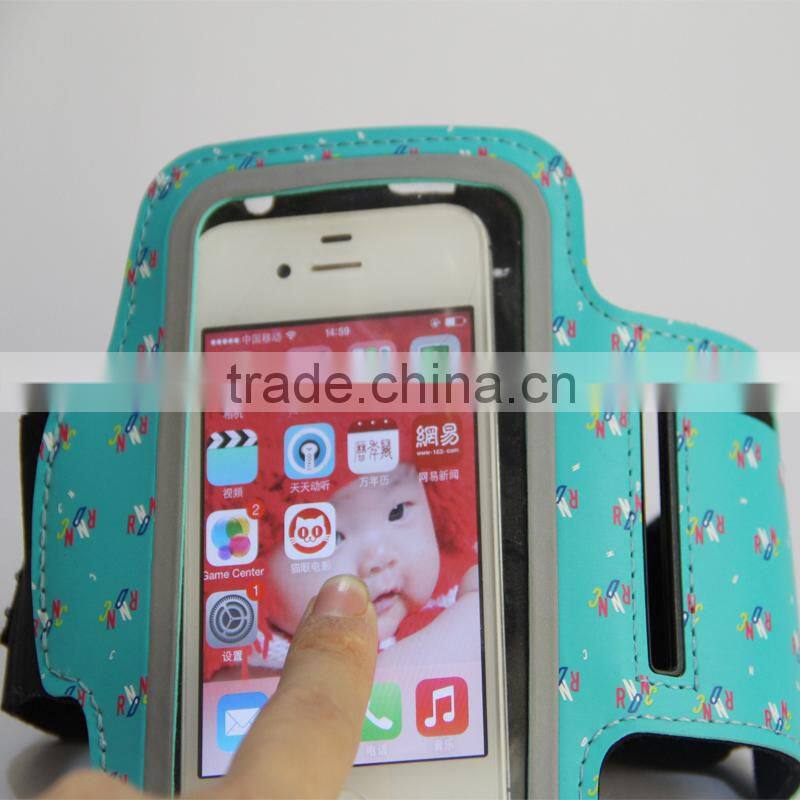 Reflective neoprene armband for iphone 6