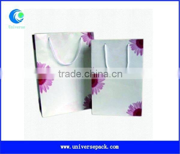 Personal Light Green Paper Bag Custom Tote Bags Made In China For Packing Goods