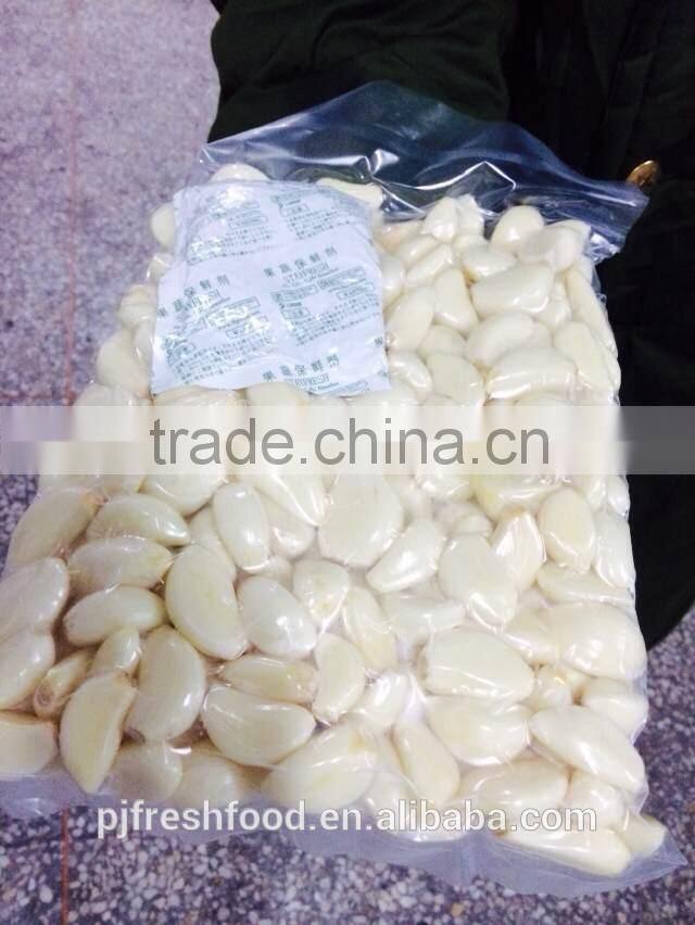 Fresh peeled garlic 5lbx6bg/carton