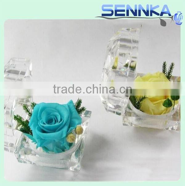 Good market Fresh rose with variety of colors, gift , ring box on sale