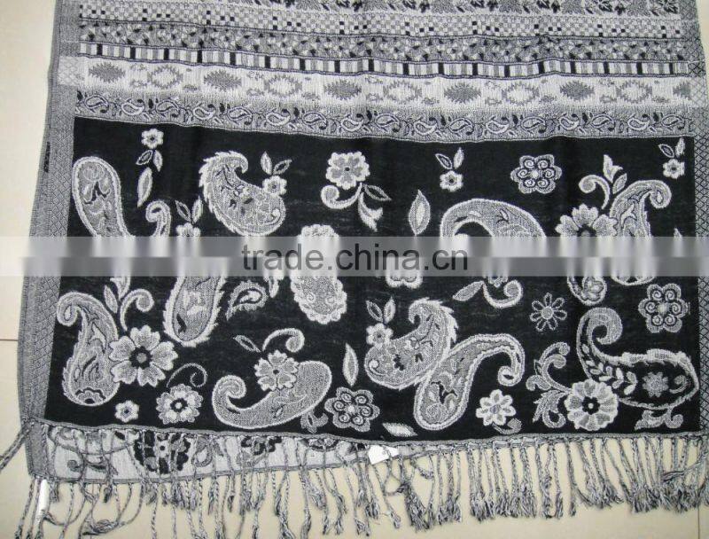 2016 Fashion stylish women Russian classic jacquard paisley floral viscose shawl
