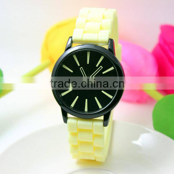 popular all around the world watch 2012 ladies vogue watches