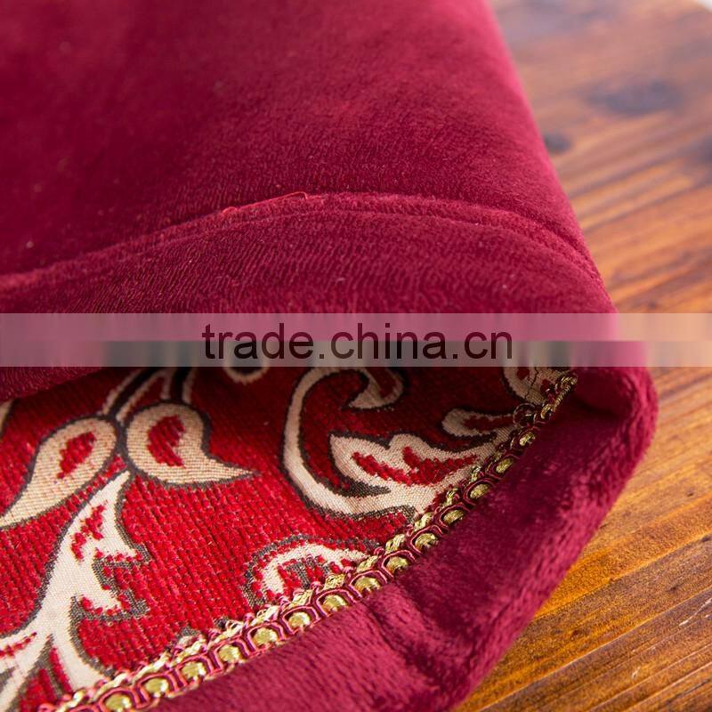 Merchandising Paisley Runner Table Cloth with Velvet Border