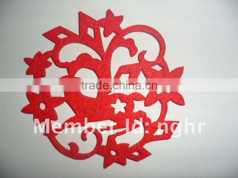 HUARI red felt placemats