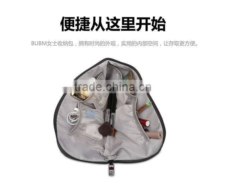 fashion ladies 2015 make-up cosmetic bag Three sizes are sold together