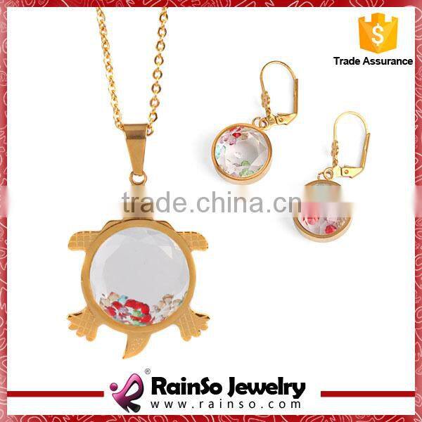 Beautiful Gold Tortoise Pendant Necklace