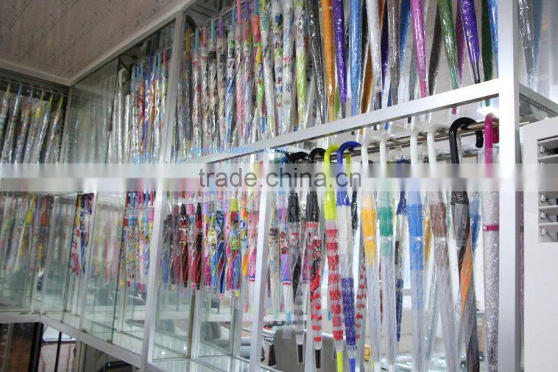 Umbrella with colour change by sunshine