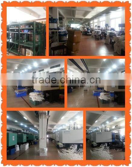 Customized Color Empty 750ML Square Plastic Lotion Bottle with Pump Spray