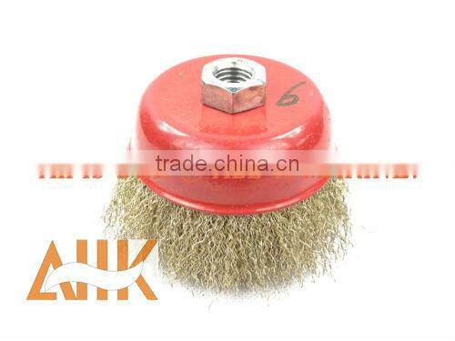 Knotted wire cup brush