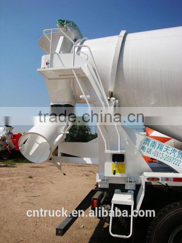 mobile concrete mixer
