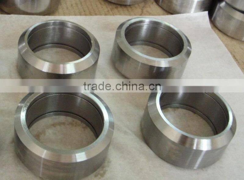 Custom-made weld neck flange
