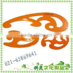 China manufacture yellow 3mm thickness plastic inking edges on all sides french curve ruler