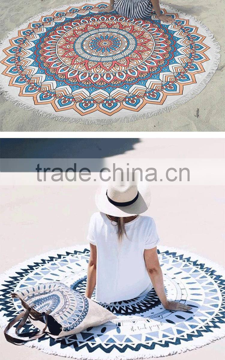 Microfiber screen print round beach blanket