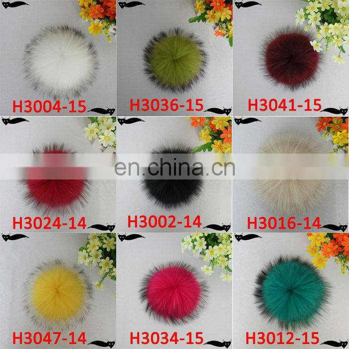 Updating sea blue 15cm raccoon fur balls for hats