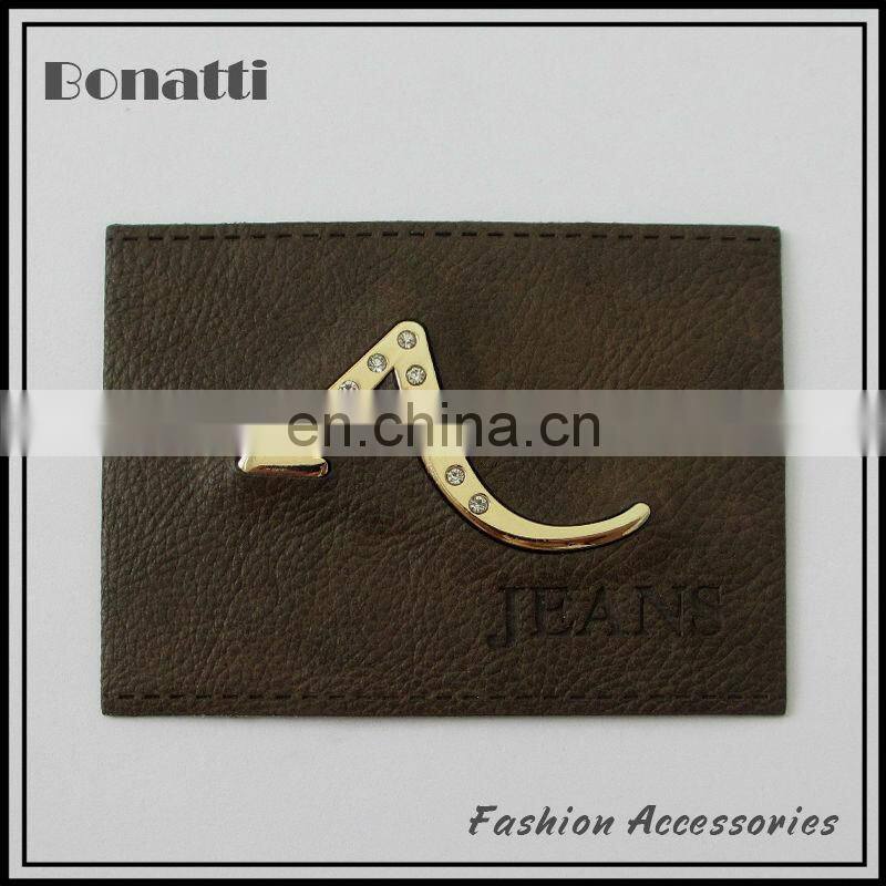 personalized garment pu leather labels or patches with rhinestone