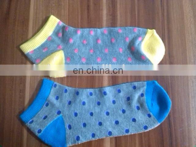 liz claiborne ladies socks