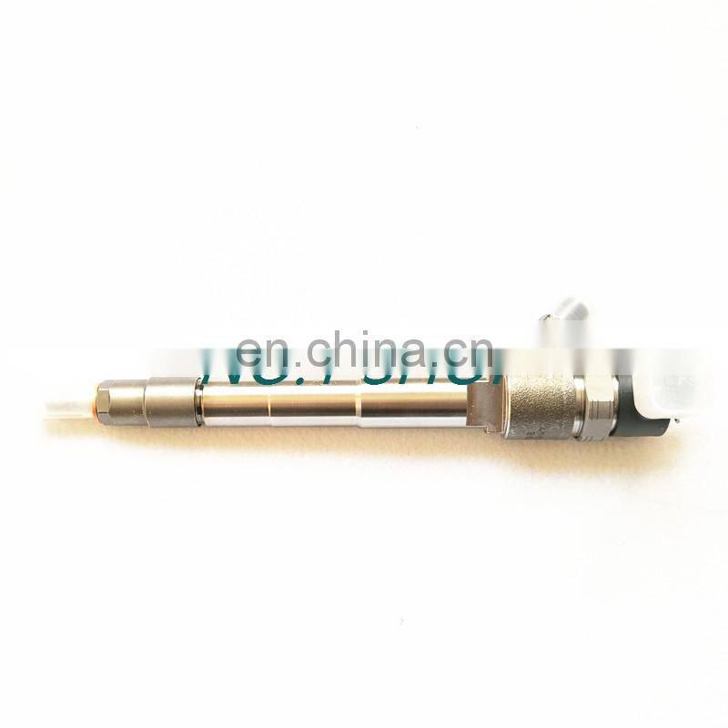 Diesel engine common rail fuel injector 0445110594