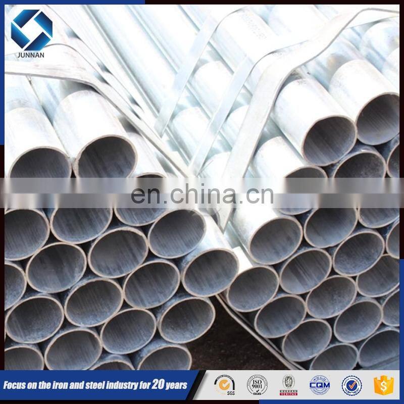 JUNNANSteel Structure Building Materials Galvanized Iron Pipe Bs1387 Galvanized Pipe Has Various Sizes