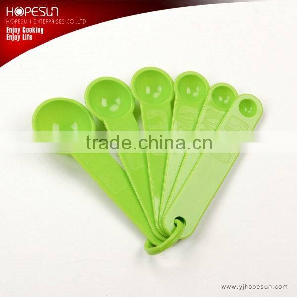 Colorful cheap plastic measuring spoon set