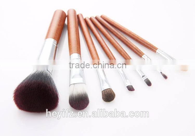 Hot Selling Vegan Travelling Wooden Handle 7PCS Leopard Makeup Brush Set With Cylinder Cup