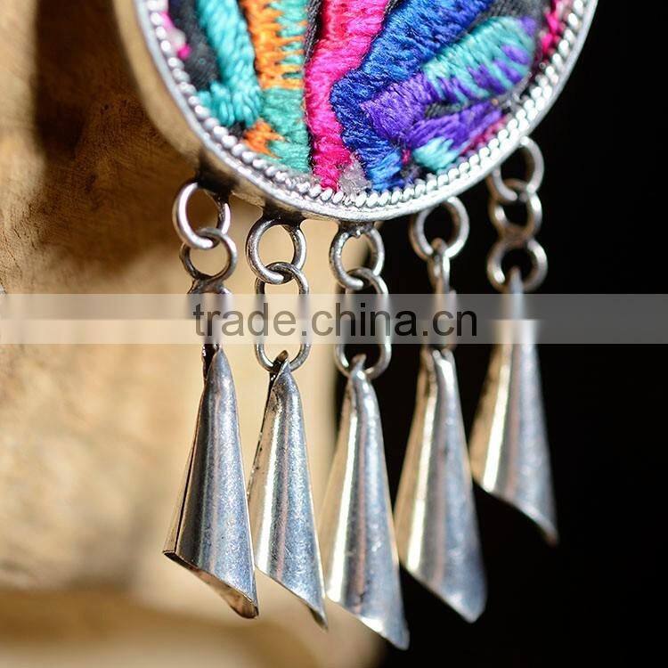 China ethnic pendant necklace miao silver moon shape necklace pendant vintage