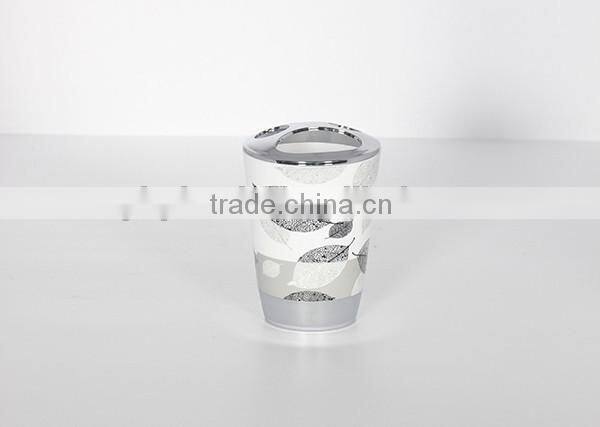 Grey leaf printed bathroom toiletry set