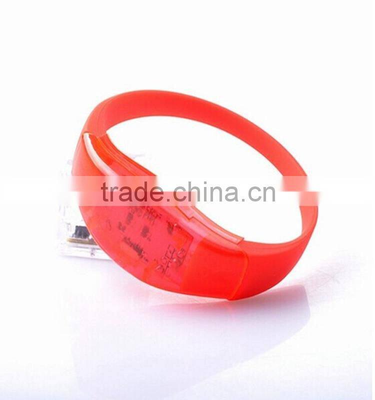 China factory supplier high quality cheap bulk sale wholesale led bracelet