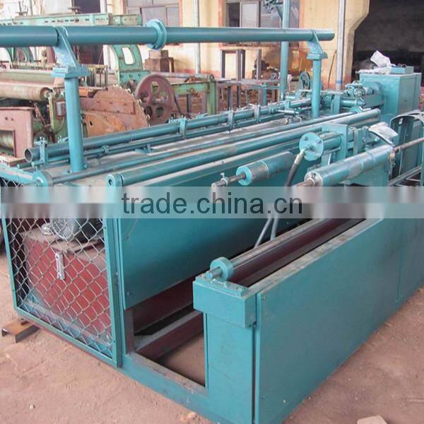 Fully-automatic chain link fence making / weaving machine