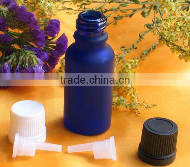 amber colour volatile oil bottle with lid