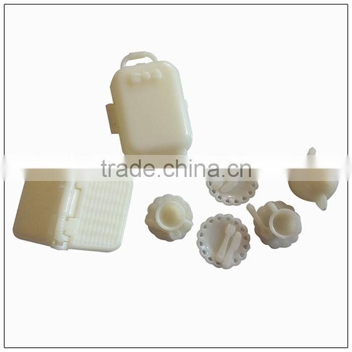 China custom precision plastic toy racket inject mould maker