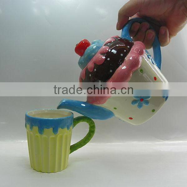 Lovely teapot/ceramic tea pot/ porcelain teapot for home decor