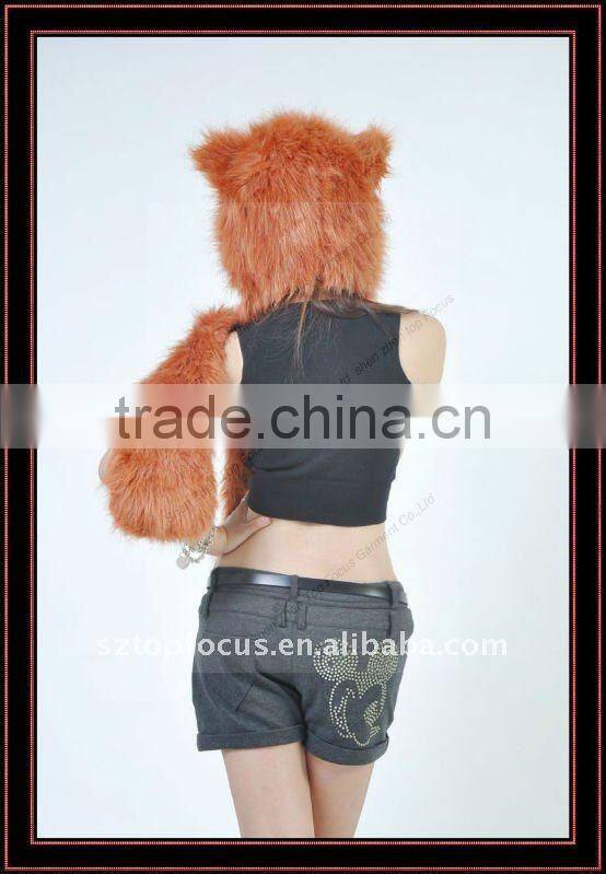 FURRY HATS WITH PAWS GOLD WOLF