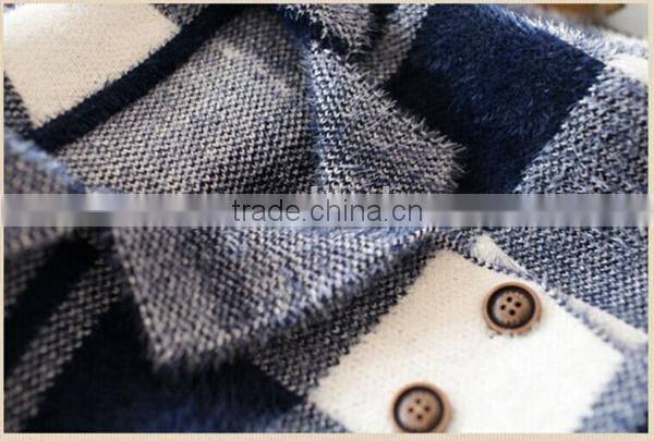 Plaid pattern tailored collar girls thick sweater coat