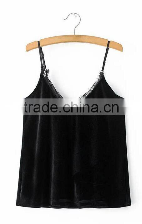 Runwaylover EY2361B Ladies Sexy Deep V-Neck Lace Crop Tops