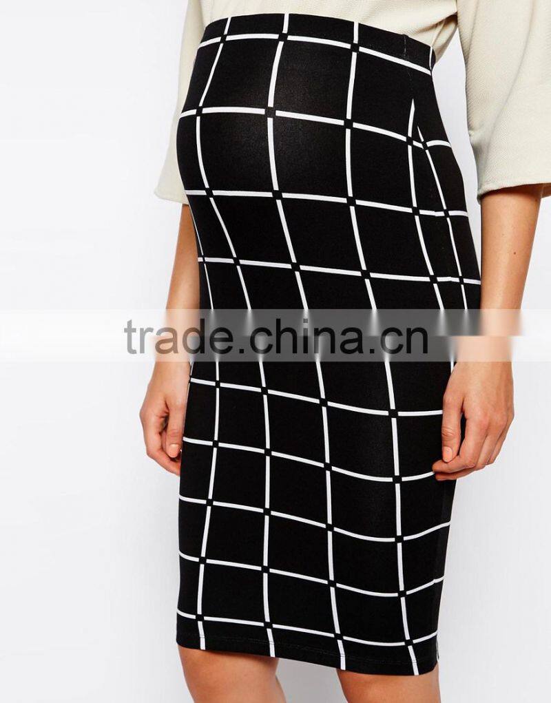 Maternity Exclusive Pencil Skirt In Check Print