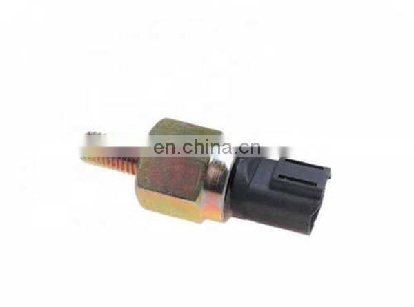 32004046 Diesel Engine Oil Pressure Switch 32004046 diesel engine truck parts