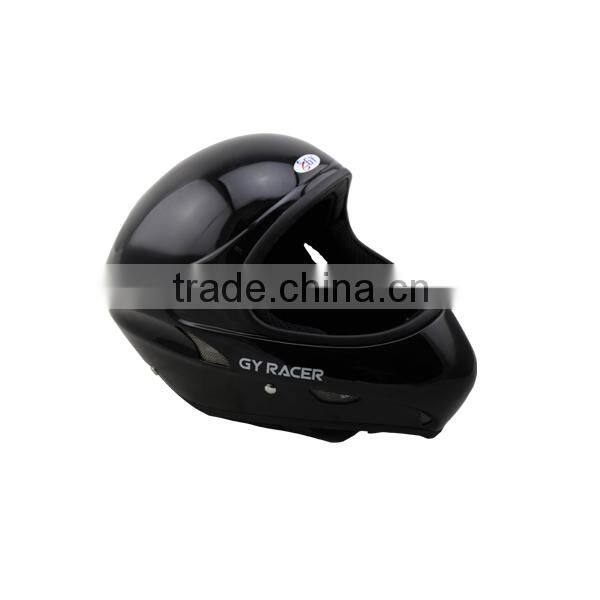 Fiberglass safety helmet with innovative ventilation for paragliding
