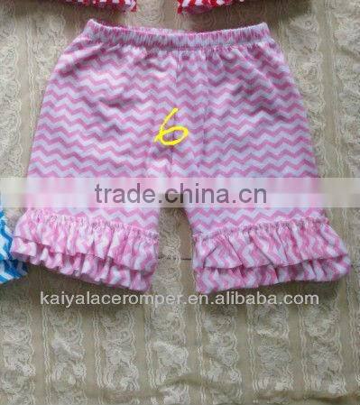 Chevron items!wholesale baby shorts with cotton ruffles zig zag pattern kids clothes shorts legging 2013