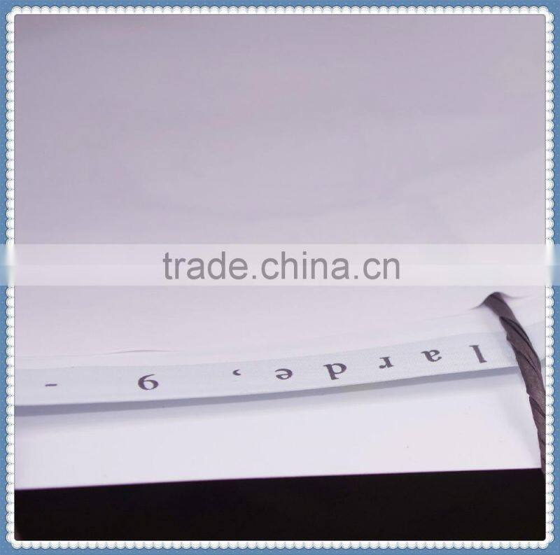 Colorful printed new style white kraft paper bag with black twisted handle for costemic