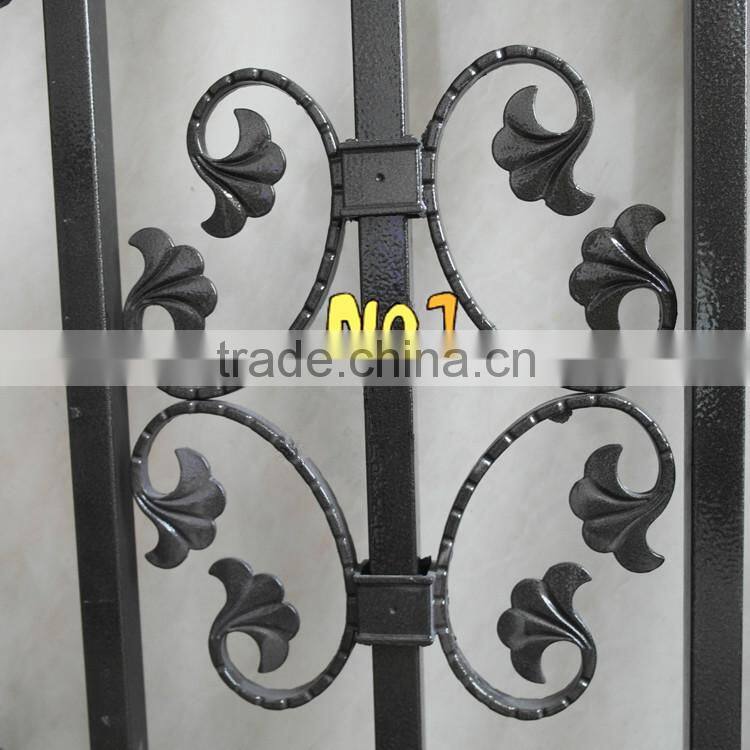 Shijiazhuang Manufacturer galvanized square metal fence posts and fence arrowheads