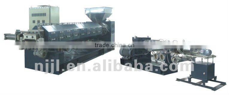 High-efficiency single screw film recycling granulator