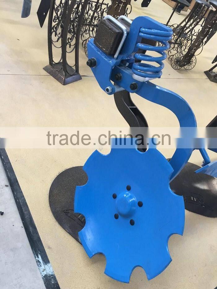 Professional custom disc harrow