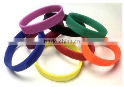 Custom Promotional wrist band, adjustable silicone wristband, Promotional Silicone/ Bracelet